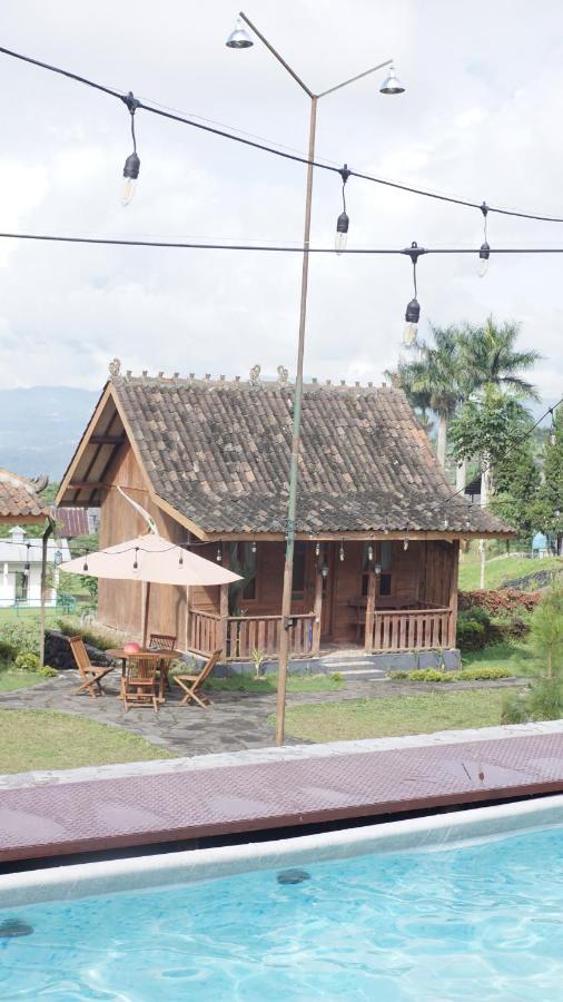 Le Desa Syariah Country house Wonosobo